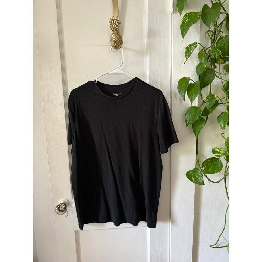 Goodfellow men’s size large black t-shirt